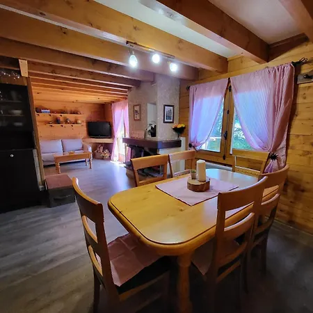 Rustica 8 Pax Chalet